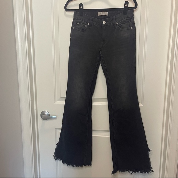 We The Free Raw x Free People Hem Flare Jeans 24 - Picture 1 of 4